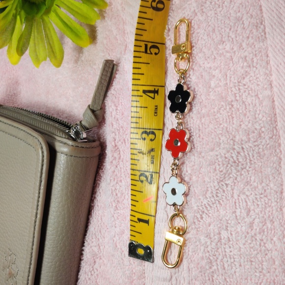 Purse Extender Chain - Picture 2 of 4